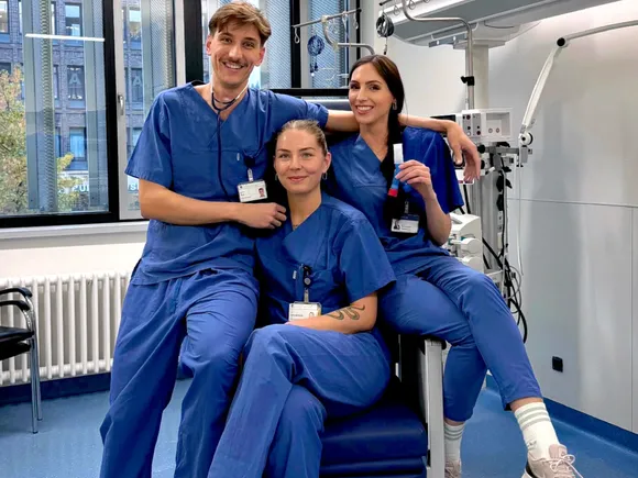 Eine Team von Physiotherapeuten bei der Arbeit