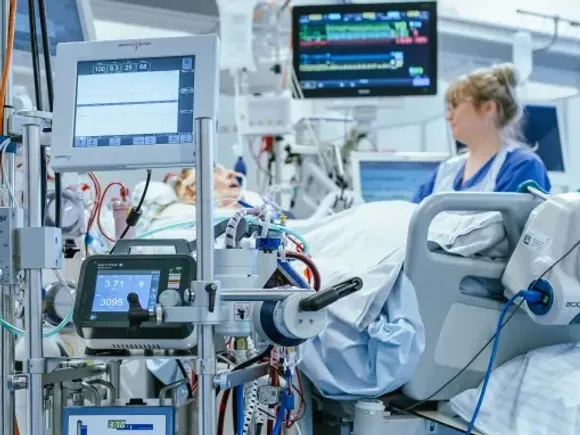 intensivstation-fuer-frueh-und-neugeborene-(5h)